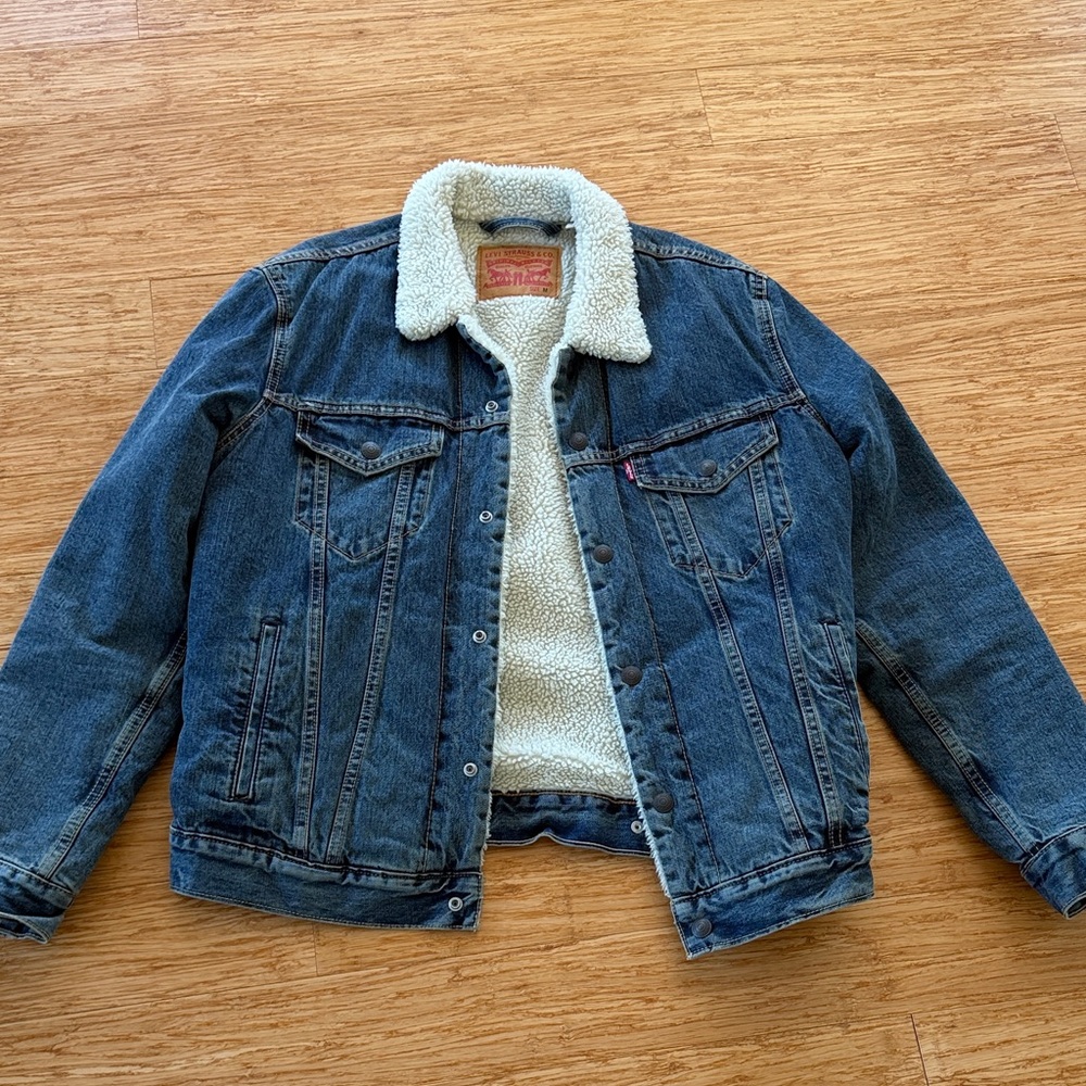 Levi's Blue Denim Sherpa-Lined Jacket with Cream Collar